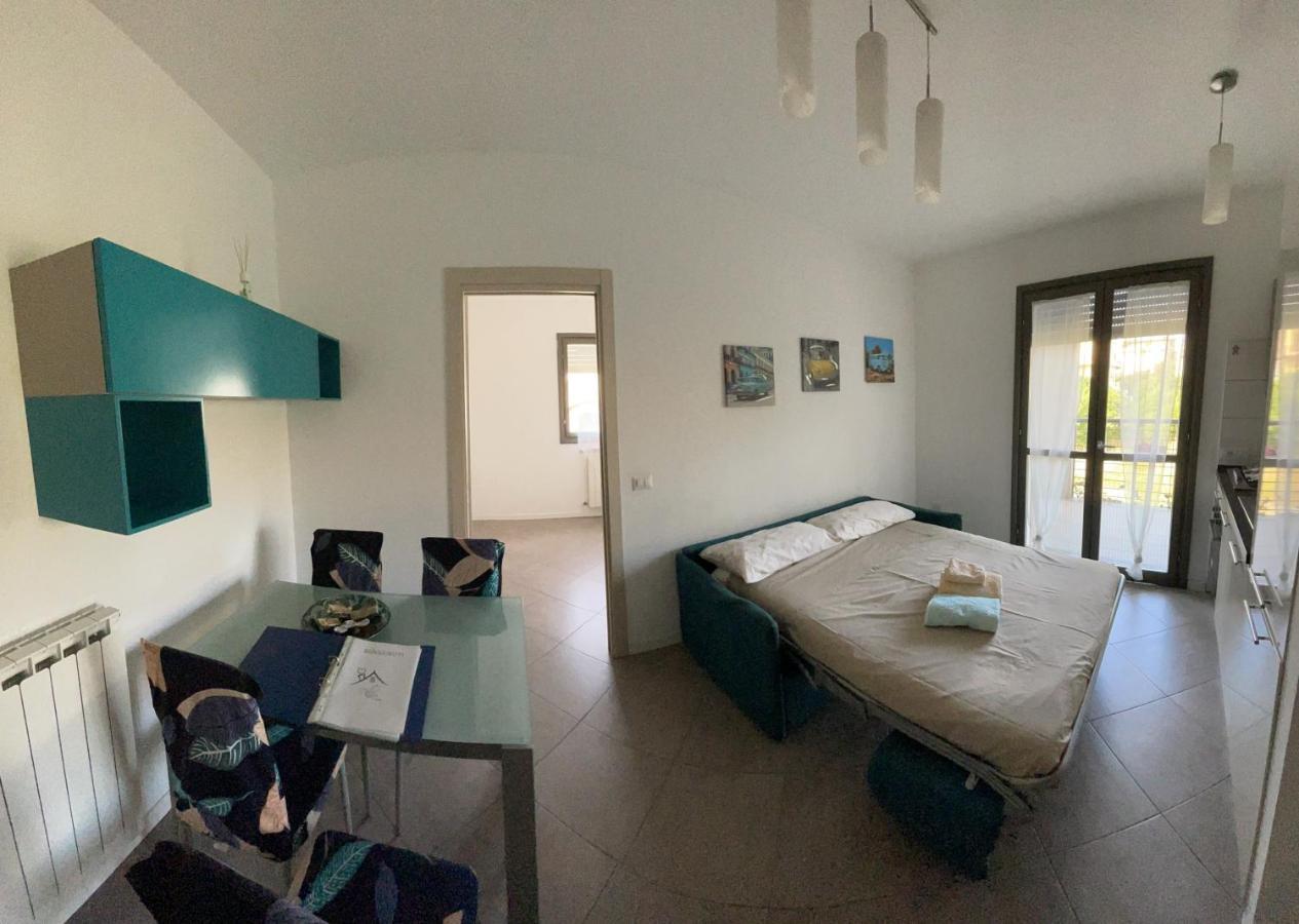 Dolcecasaleogiu Con Parcheggio Coperto Gratuito Apartment Vitinia Exterior foto